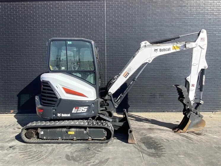 2022 Bobcat E35I
